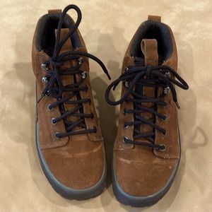 Cole Haan brown, leather, lace up boots 5B